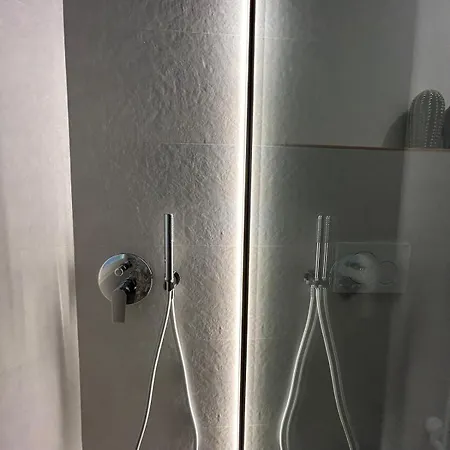 Casa Tuttomondo アパート ピサ